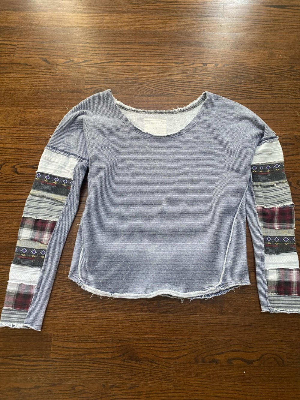 Women’s We The Free 100% Cotton Stripe Sweatshirt Raw Hem Size M - Picture 2 of 8